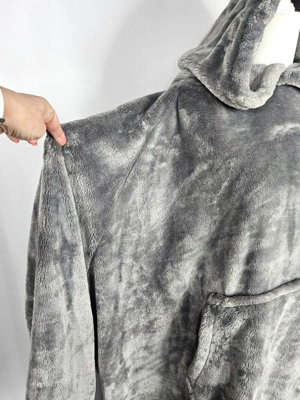 Oversized Hooded Wearable Blanket | Plush Gray Blanket Hoodie | One Size